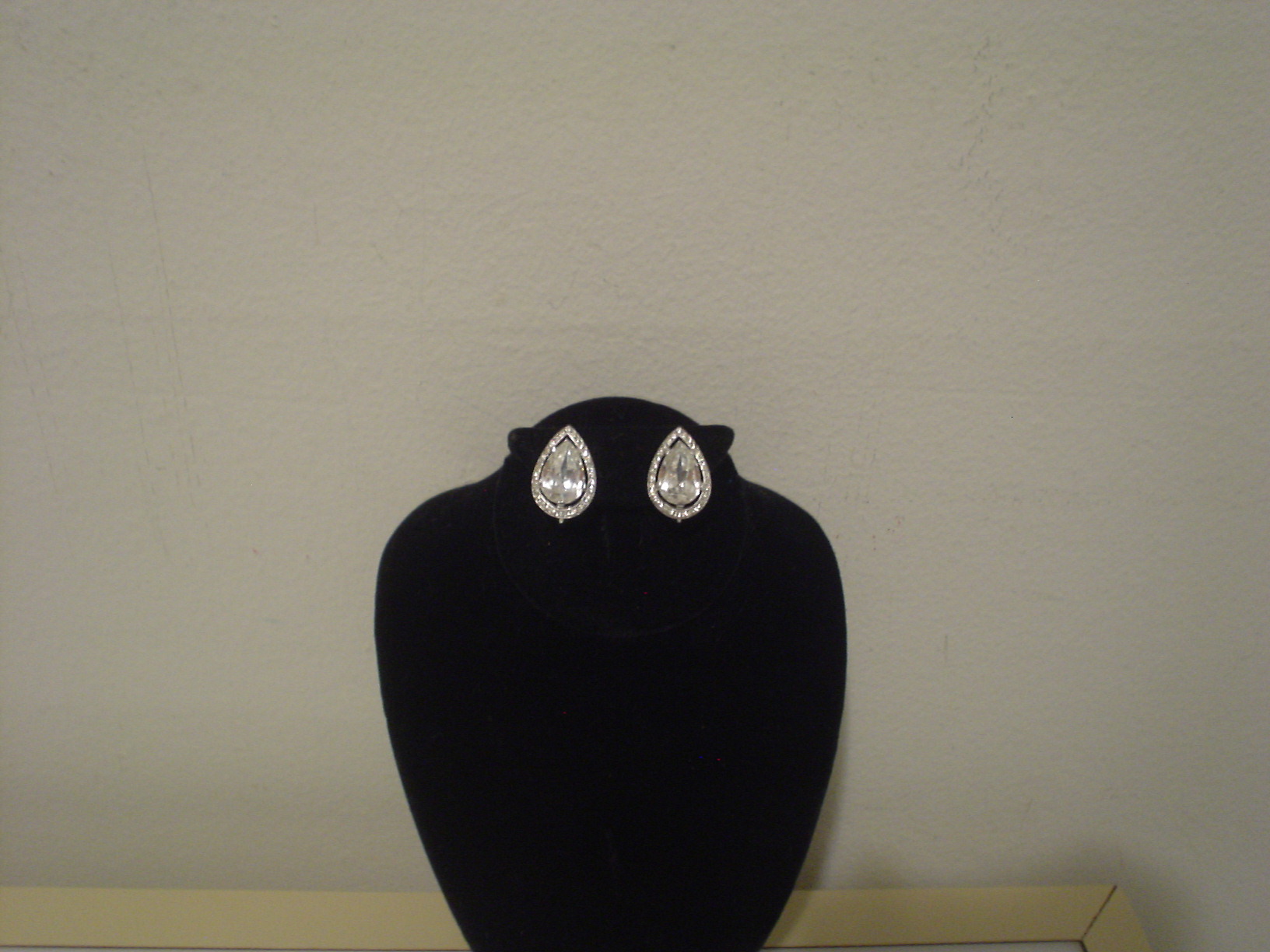 trifari earrings 1